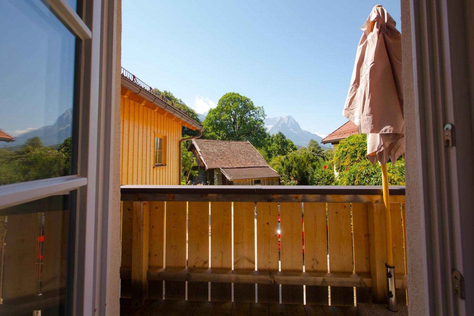 Bio Ferienwohnungen Im Lieblingsort 1868 Garmisch-Partenkirchen Luaran gambar
